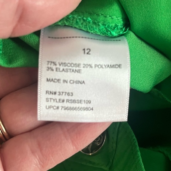 Rafaella designer Green Dress Shorts Summer Women’s size 12 - Picture 6 of 12